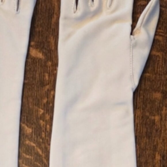 Vintage Isotoner Off-white Above the Elbow Formal Gloves - Picture 8 of 9